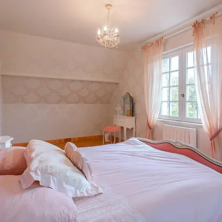 Norman House 160m2 With Pool At The Hippodrome Hébergement de vacances *