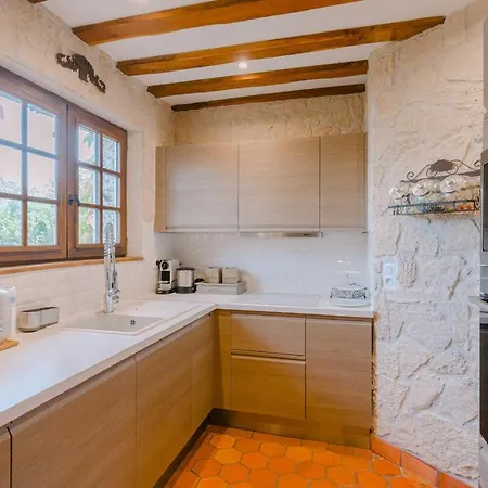 Norman House 160m2 With Pool At The Hippodrome Tatil Evi *