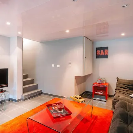 Norman House 160m2 With Pool At The Hippodrome Tatil Evi Deauville